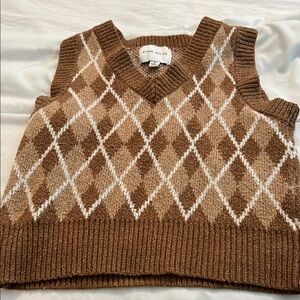 Pink Rose Brown and White V-Neck Argyle Sweater